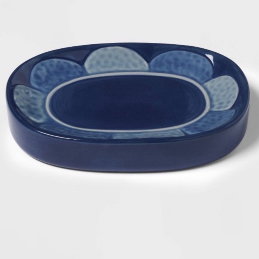 JUNGALOW X OPALHOUSE NWT stoneware soap dish -blue
